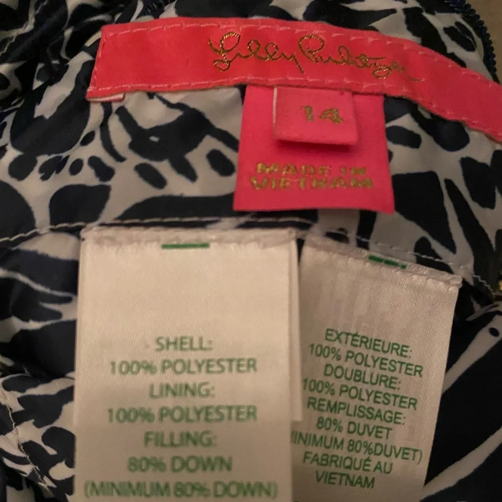 MAKE AN OFFER! Lilly Pulitzer Reverses/Puffer Jacket,Navy Print/White,Size 14 - Picture 7 of 14